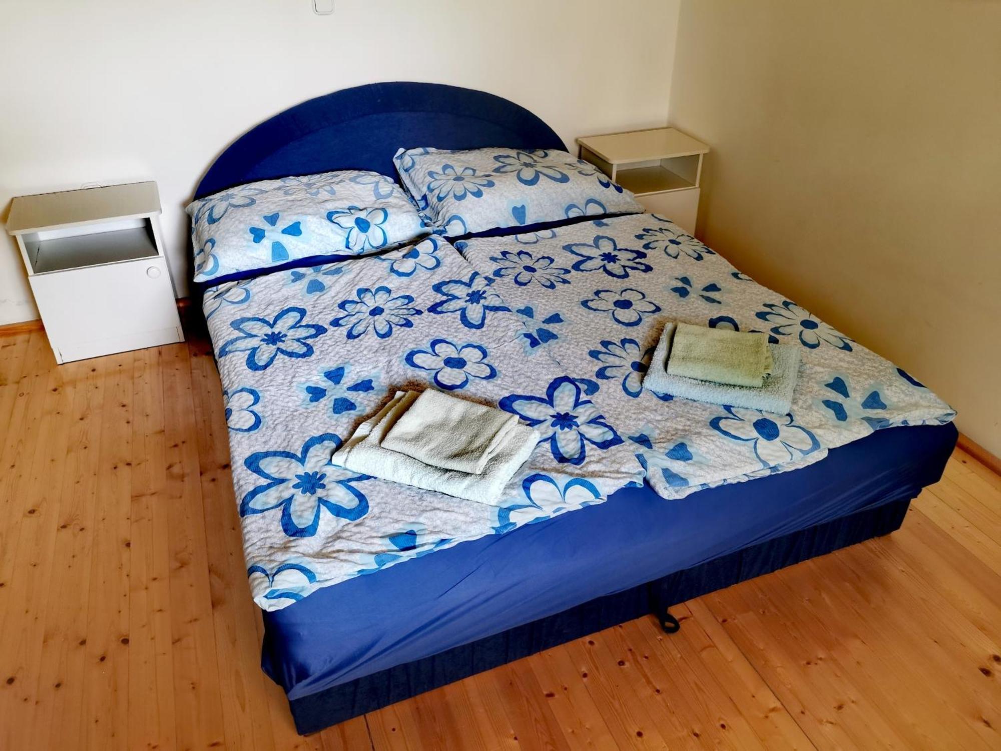 Nemeth Apartmanhaz Balatongyorok Luaran gambar